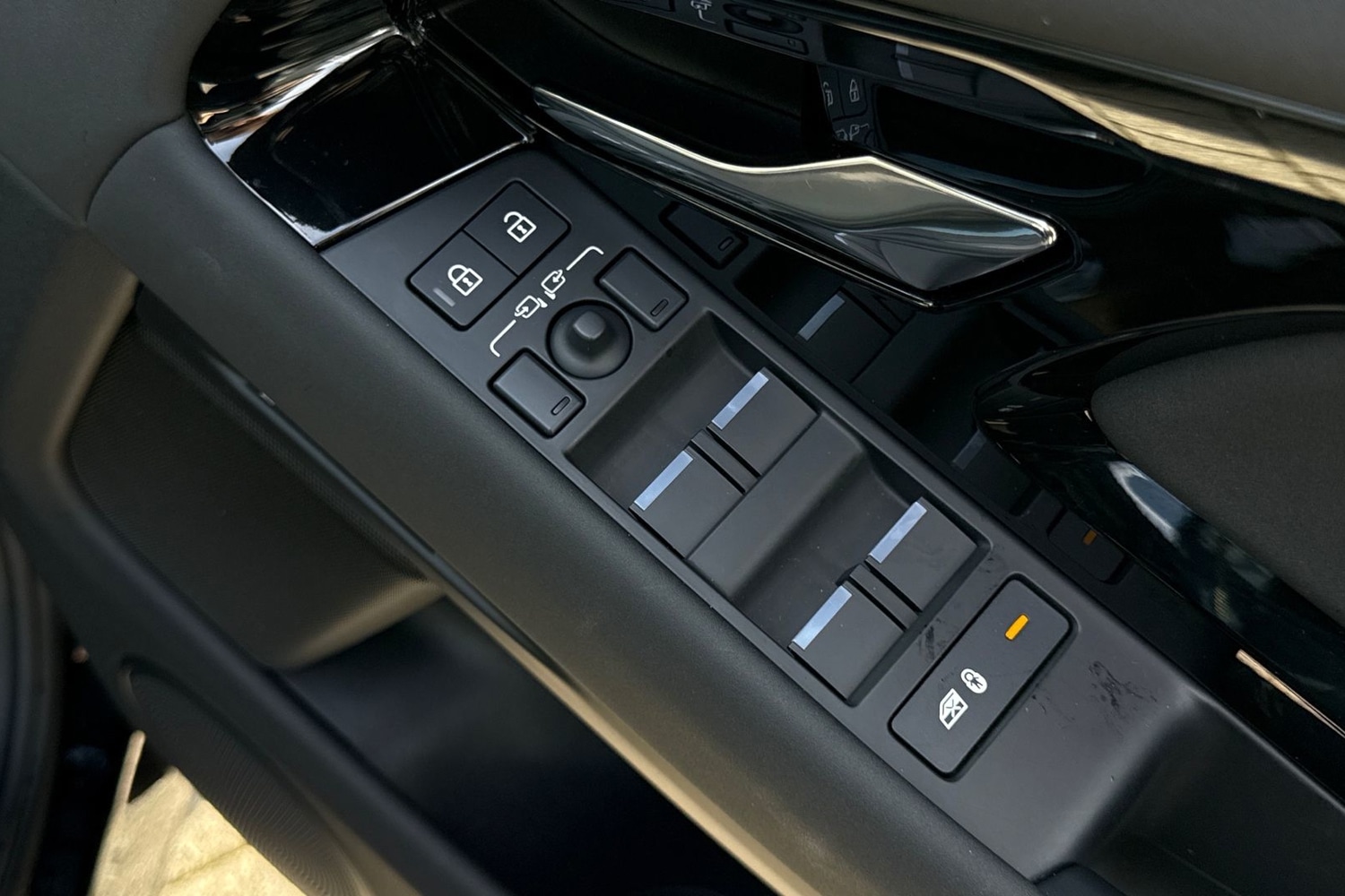 Used Land Rover Range Rover Evoque 2025 for sale - 77728798: Photo 25