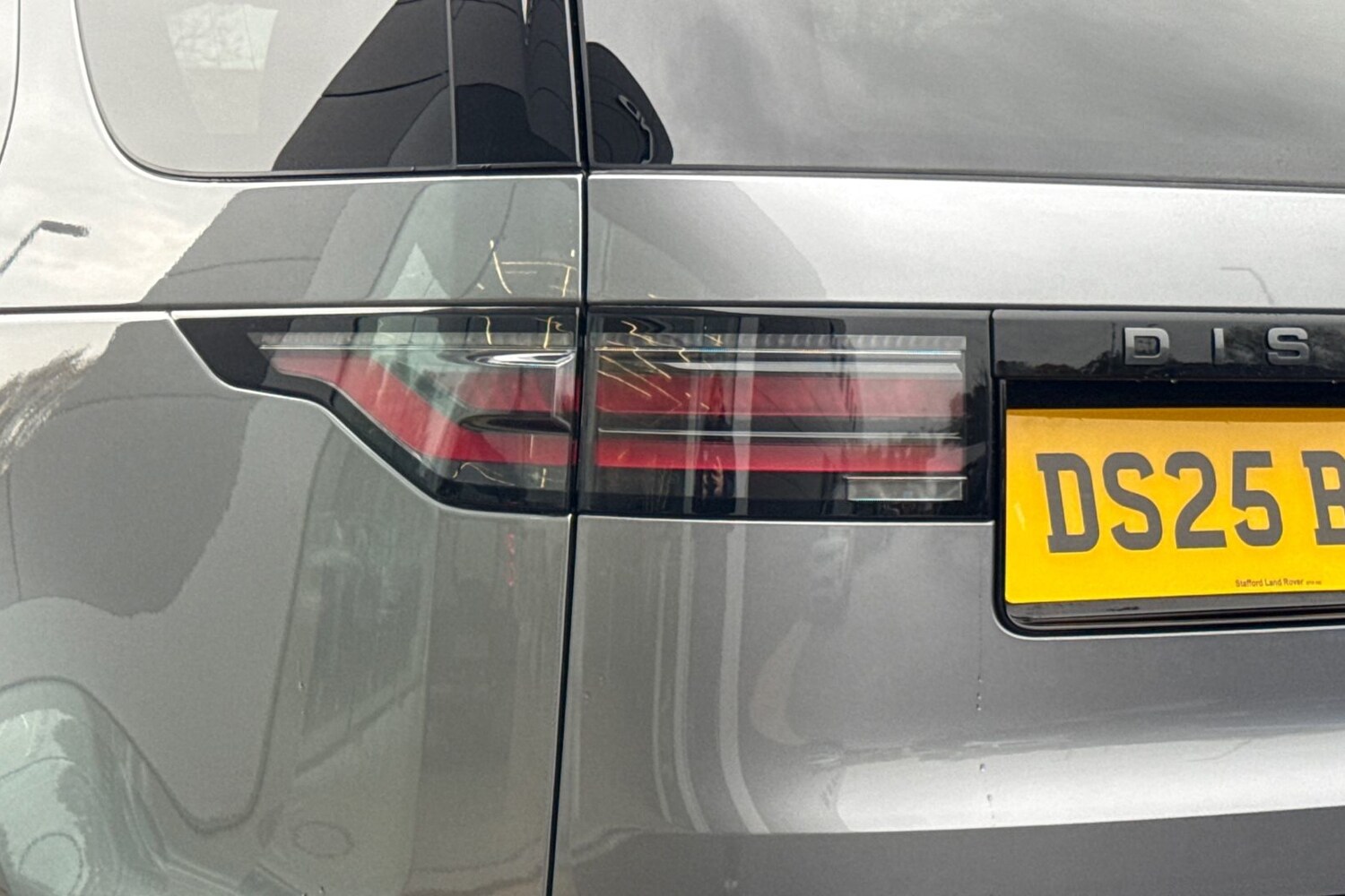 Used Land Rover Discovery 2025 for sale - 76469260: Photo 19