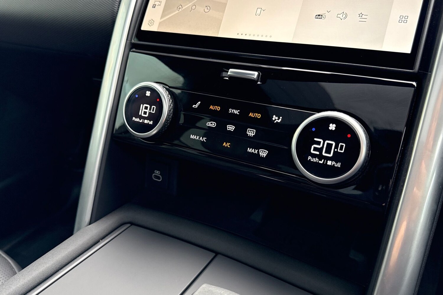 Used Land Rover Discovery 2025 for sale - 76469260: Photo 22