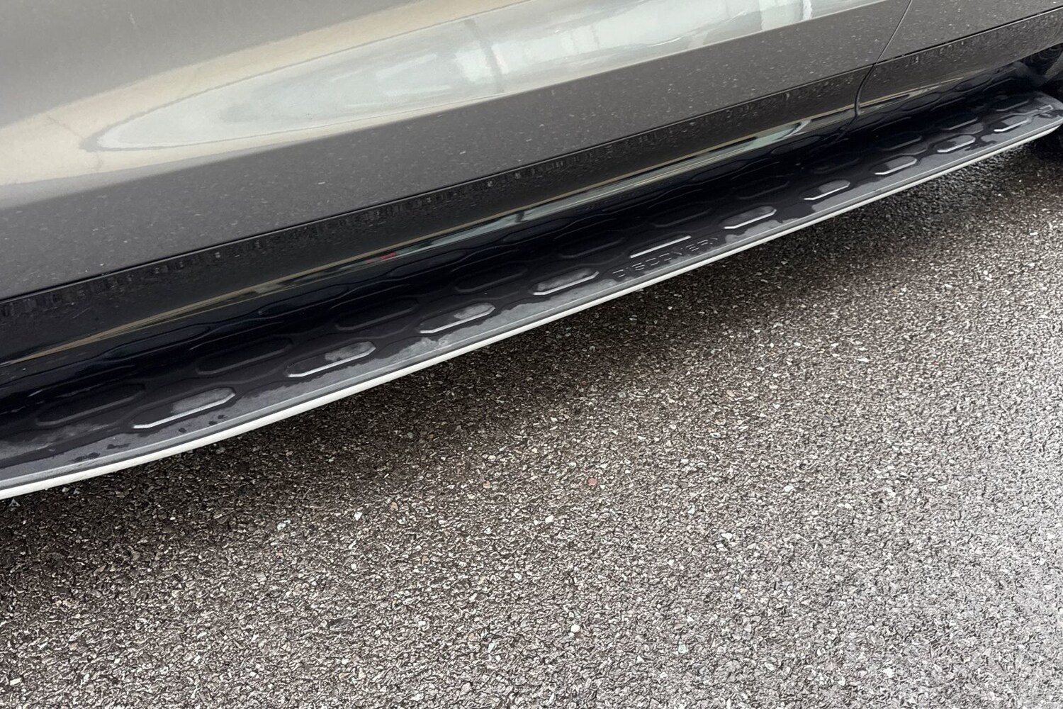 Used Land Rover Discovery 2025 for sale - 76469260: Photo 33