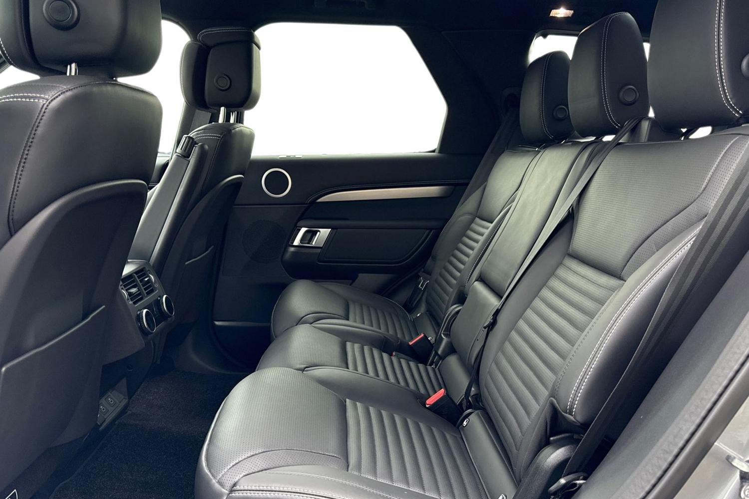 Used Land Rover Discovery 2025 for sale - 76469260: Photo 4