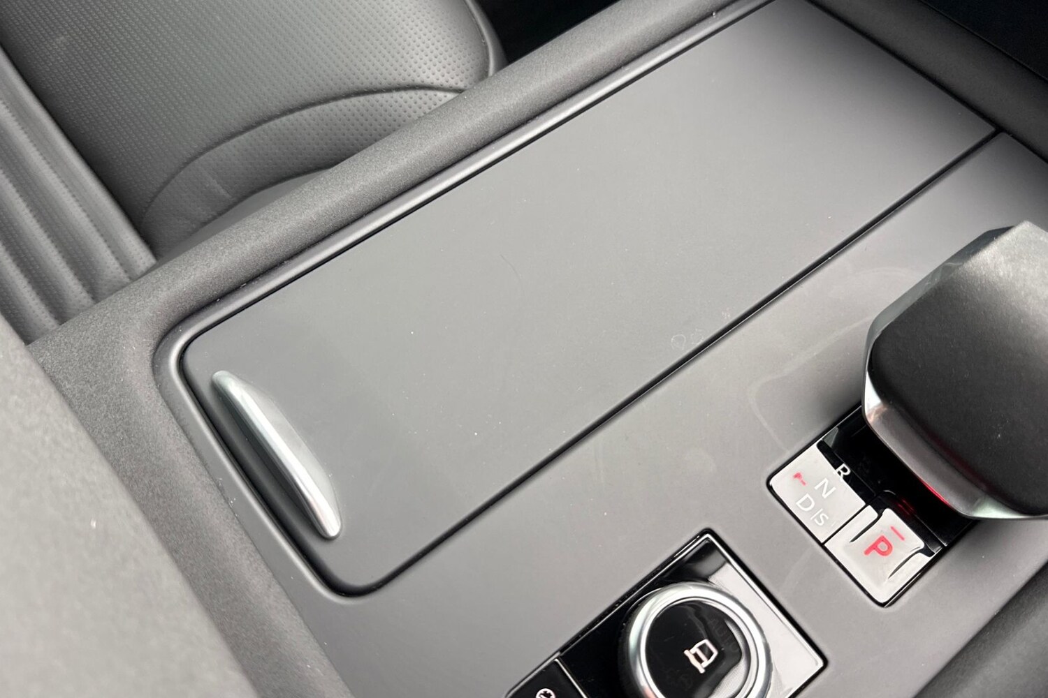 Used Land Rover Discovery 2025 for sale - 76469260: Photo 45