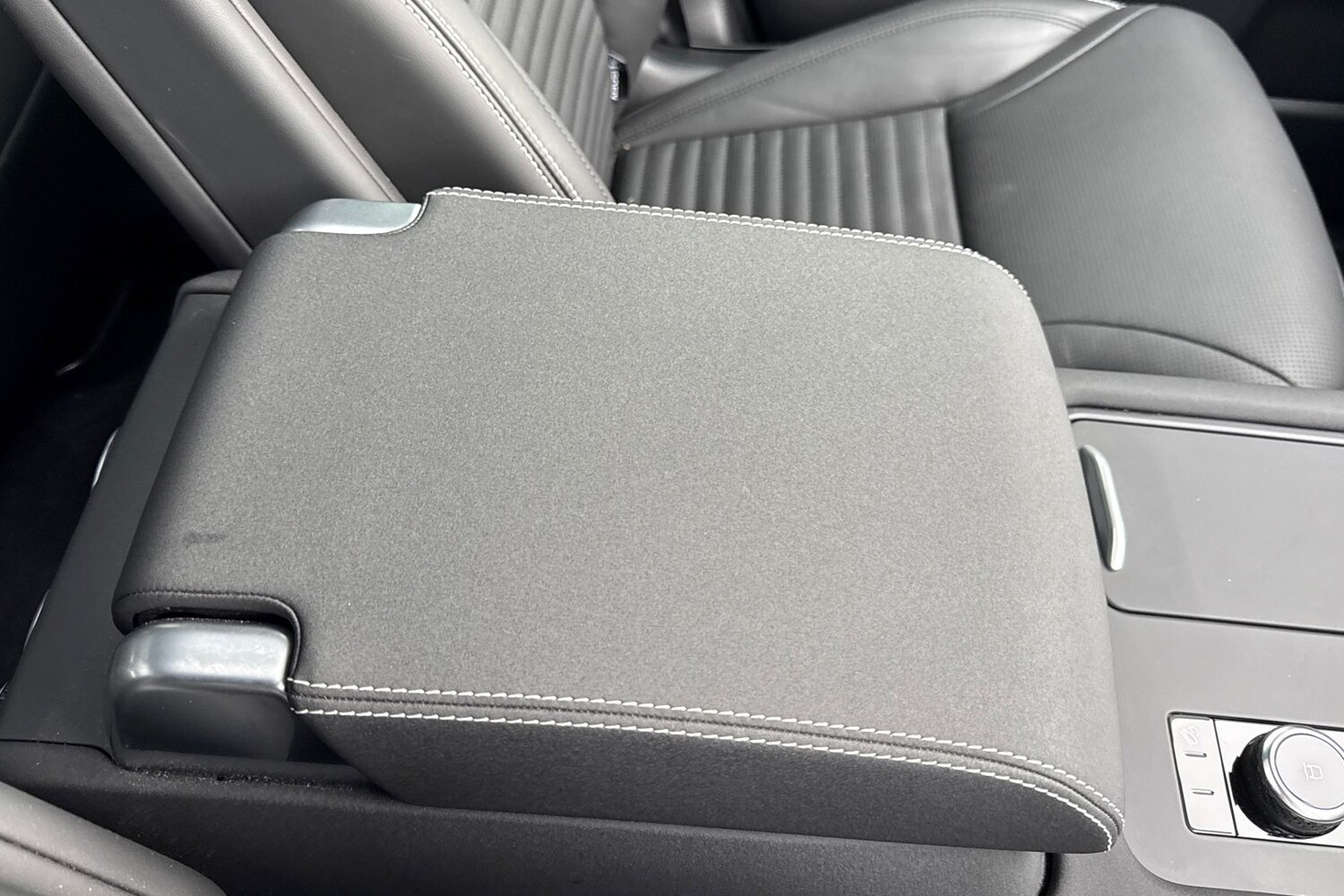 Used Land Rover Discovery 2025 for sale - 76469260: Photo 47