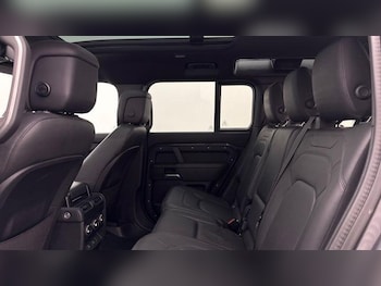 Used Land Rover Defender 2025 for sale - 78466561: Photo