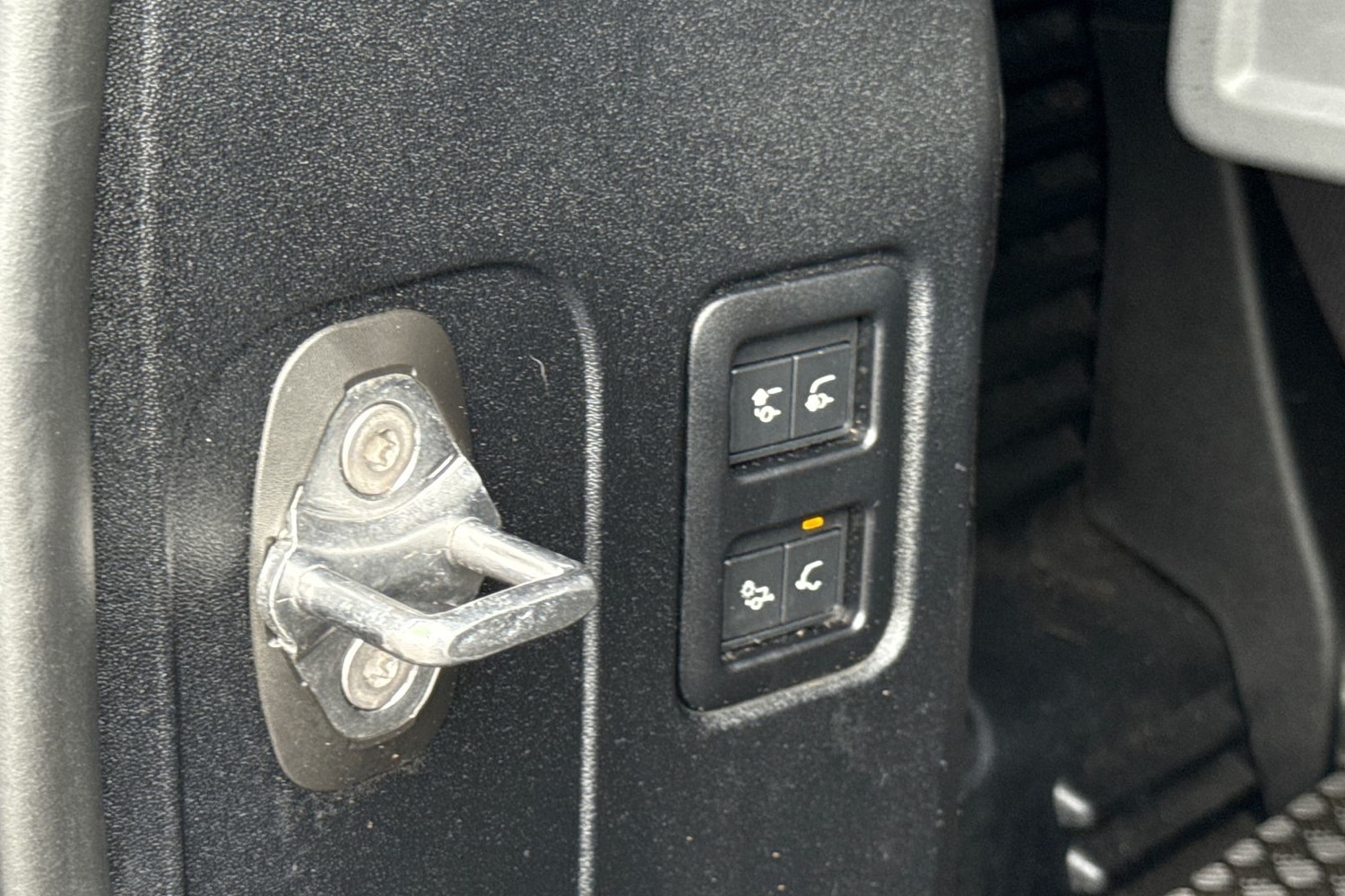Vehicle 28