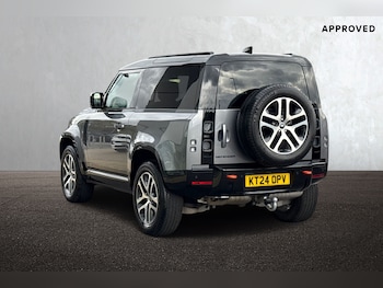 Used Land Rover Defender 90 2024 for sale - 75772607: Photo