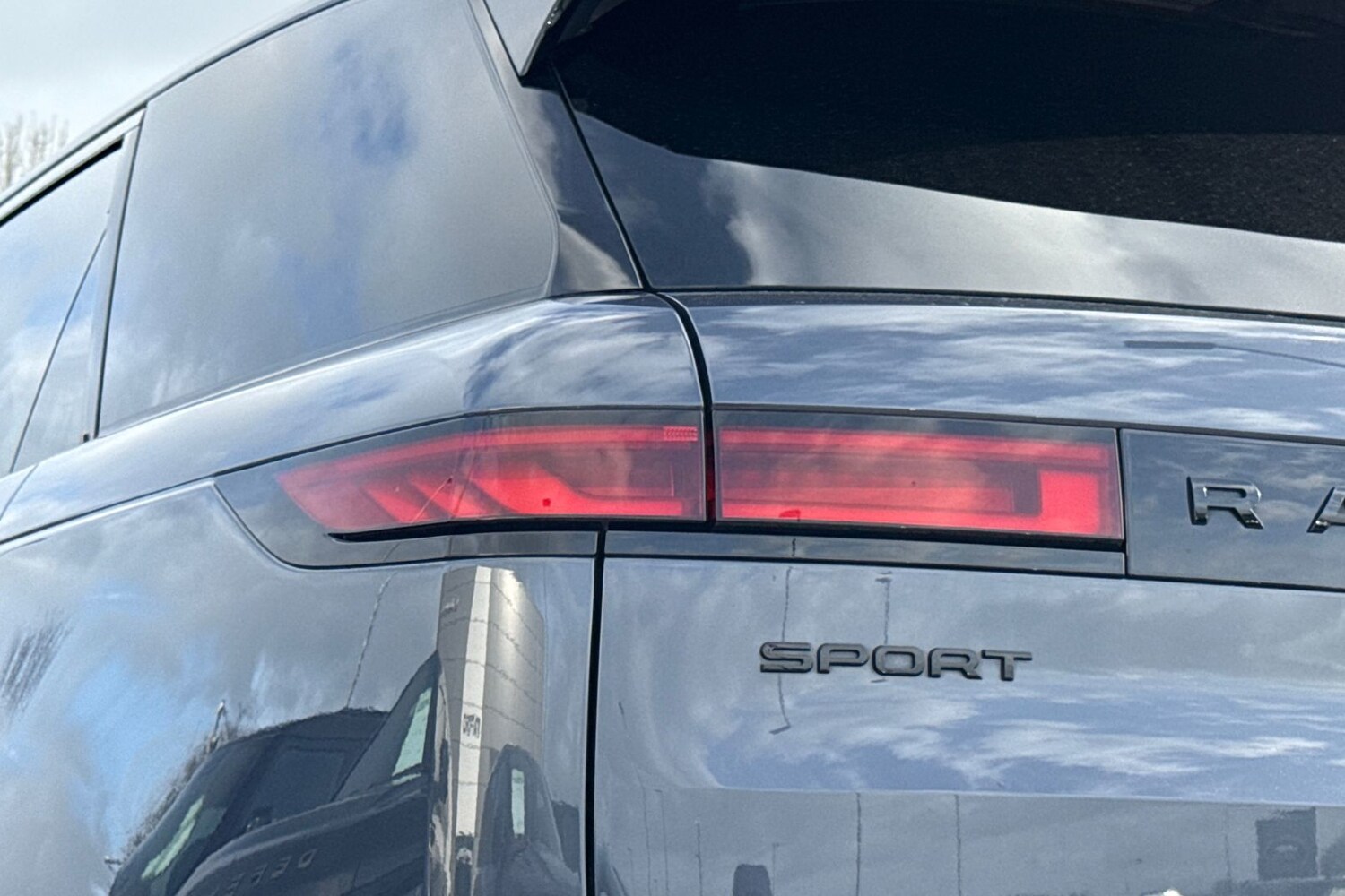 Used Land Rover Range Rover Sport 2024 for sale - 77631404: Photo 19