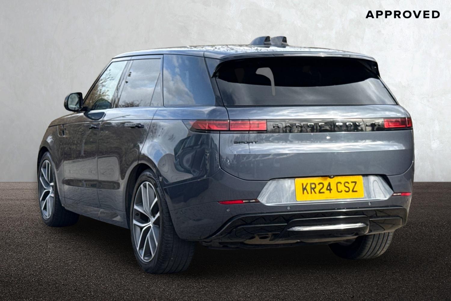 Used Land Rover Range Rover Sport 2024 for sale - 77631404: Photo 2