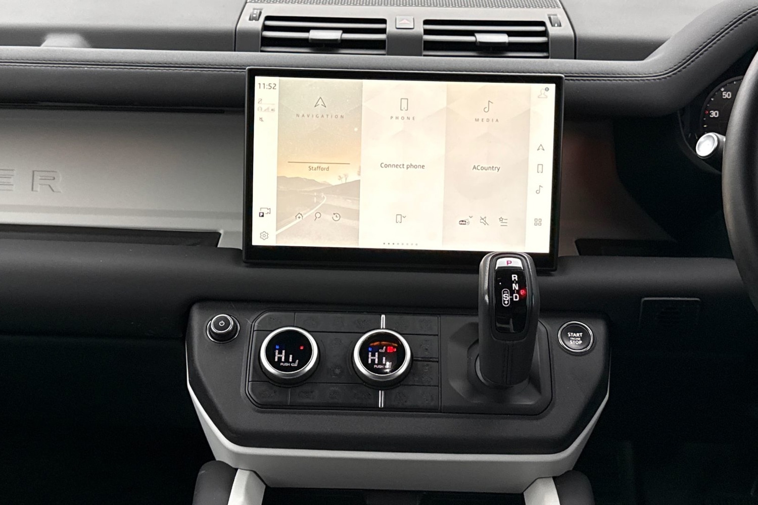 Used Land Rover Defender 2025 for sale - 77374288: Photo 14