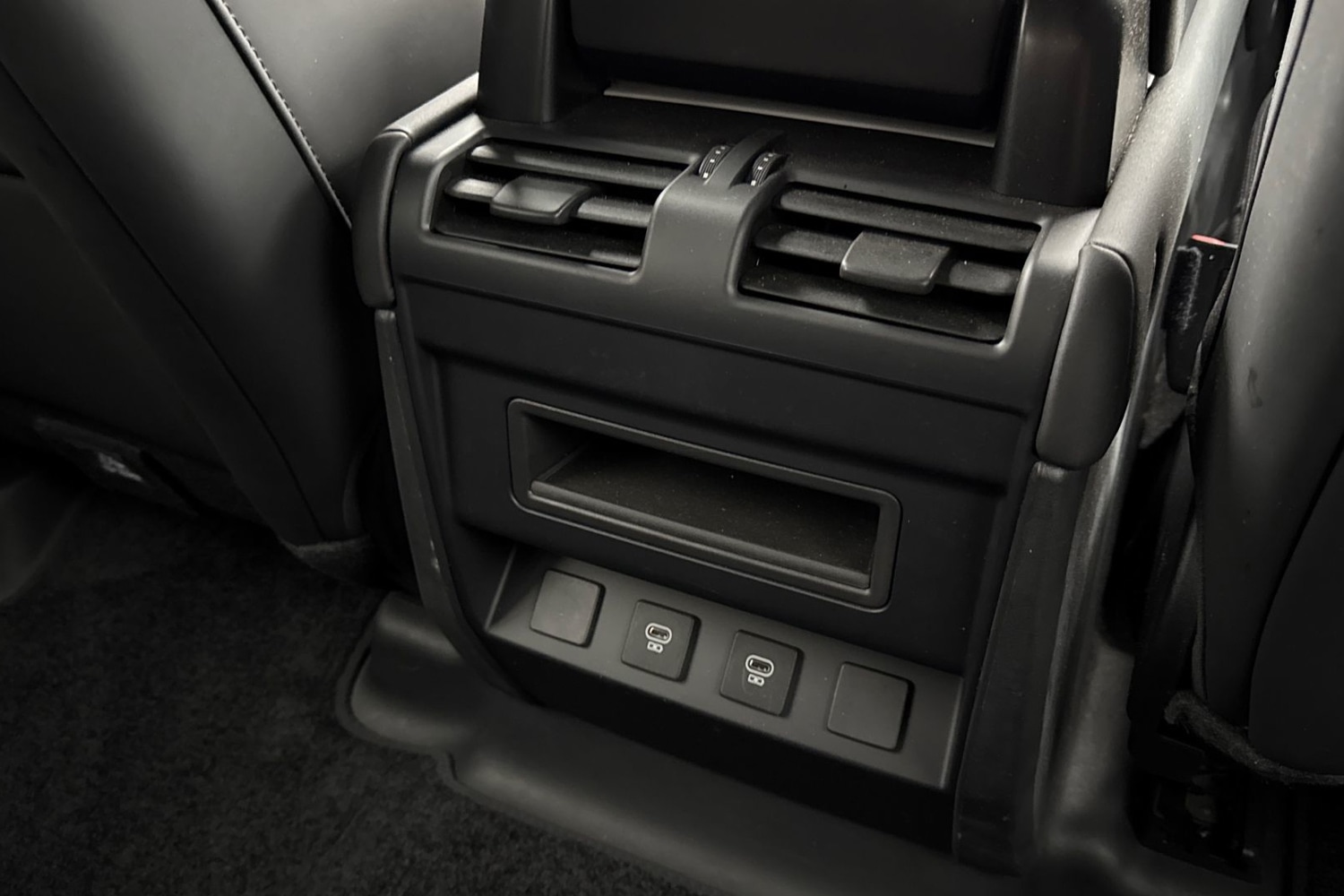 Used Land Rover Defender 2025 for sale - 77374288: Photo 18