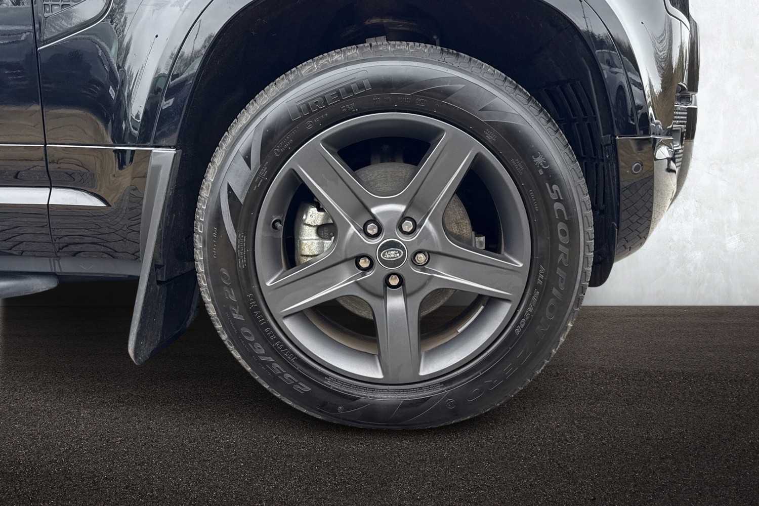 Used Land Rover Defender 2025 for sale - 77374288: Photo 8