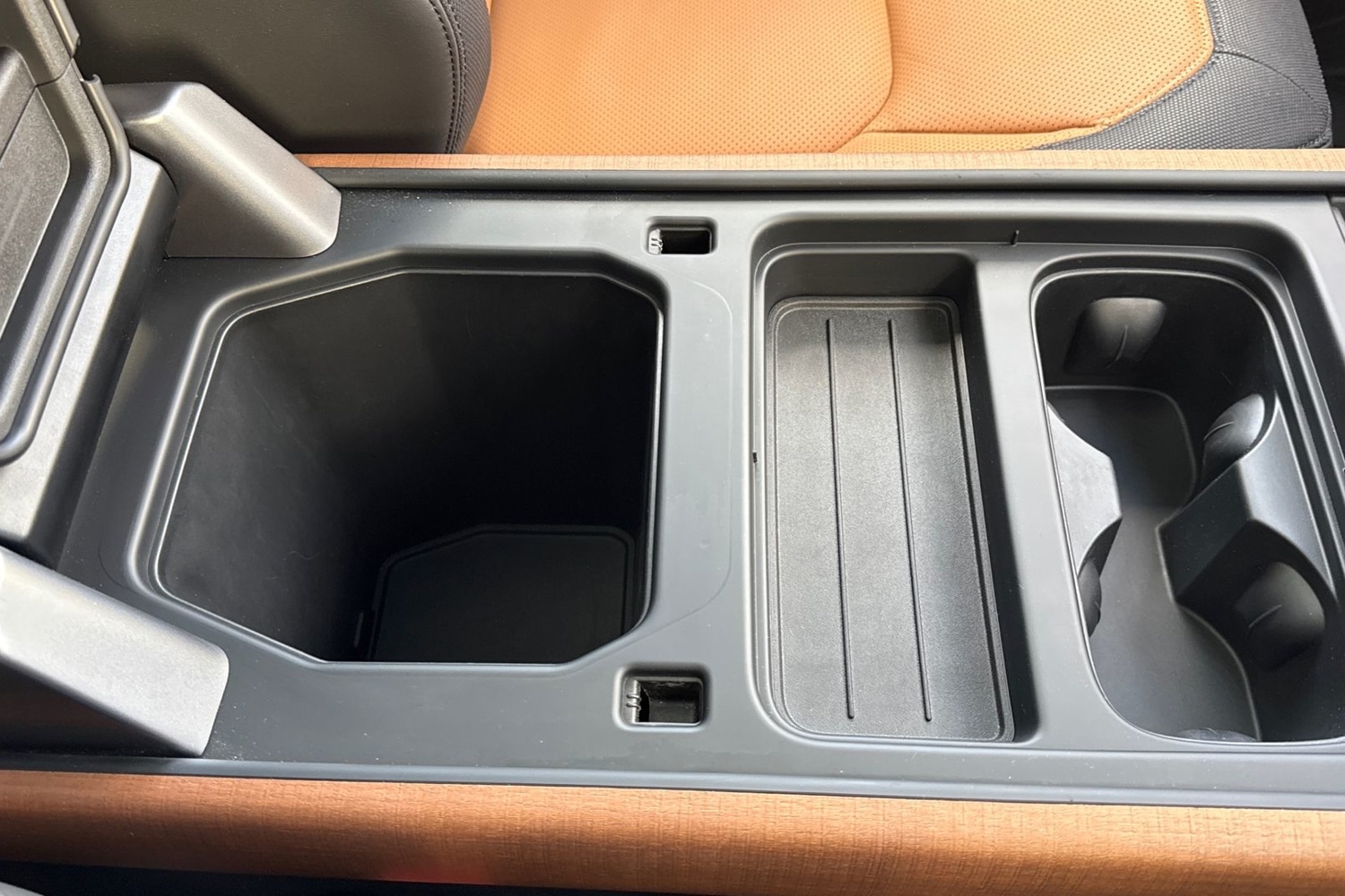 Used Land Rover Defender 2023 for sale - 77048507: Photo 48