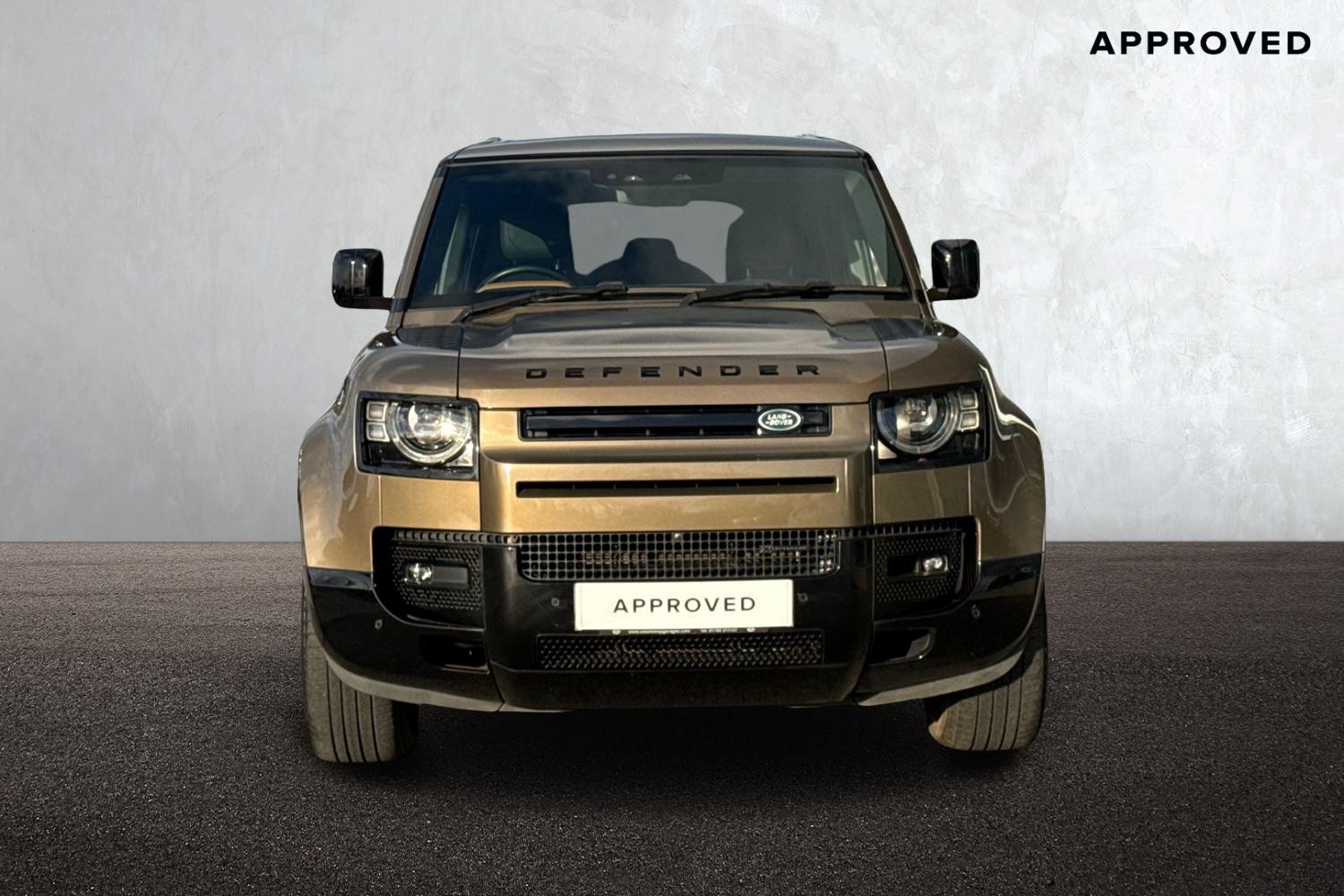 Used Land Rover Defender 2023 for sale - 77048507: Photo 7