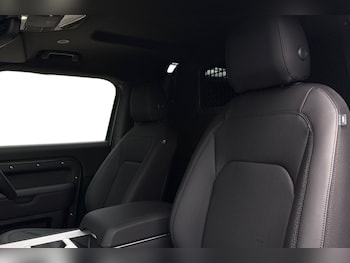 Used Land Rover Defender 90 2026 for sale - 78939748: Photo