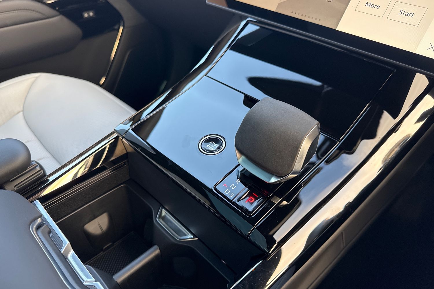 Used Land Rover Range Rover Sport 2025 for sale - 76330730: Photo 16