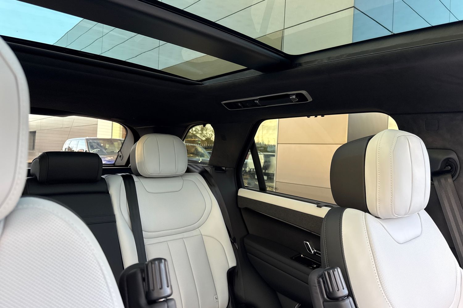 Used Land Rover Range Rover Sport 2025 for sale - 76330730: Photo 57