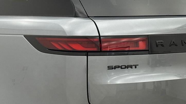 Used Land Rover Range Rover Sport 2024 for sale - 77451064: Photo 19