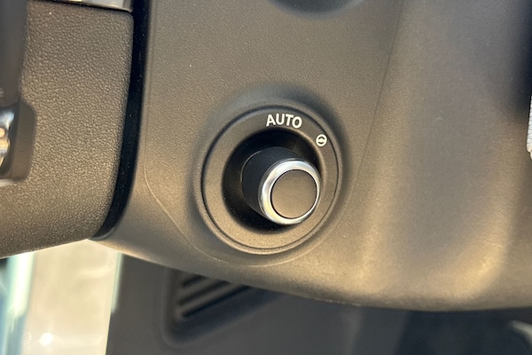 Used Land Rover Discovery 2024 for sale - 76065330: Photo 40