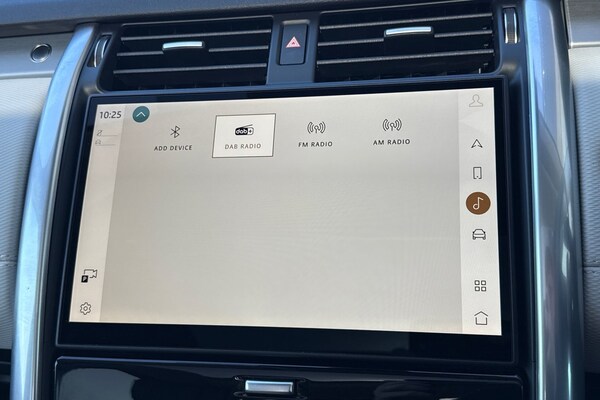 Used Land Rover Discovery 2024 for sale - 76065330: Photo 45