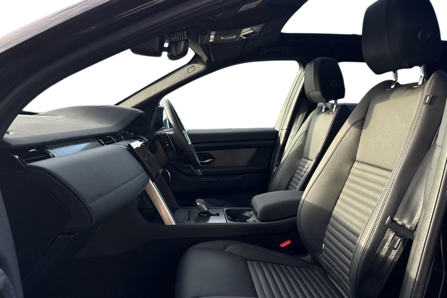 Used Land Rover Discovery Sport 2025 for sale - 76495167: Photo 3