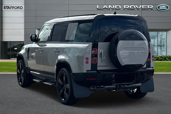 Used Land Rover Defender 110 2025 for sale - 76249205: Photo 2
