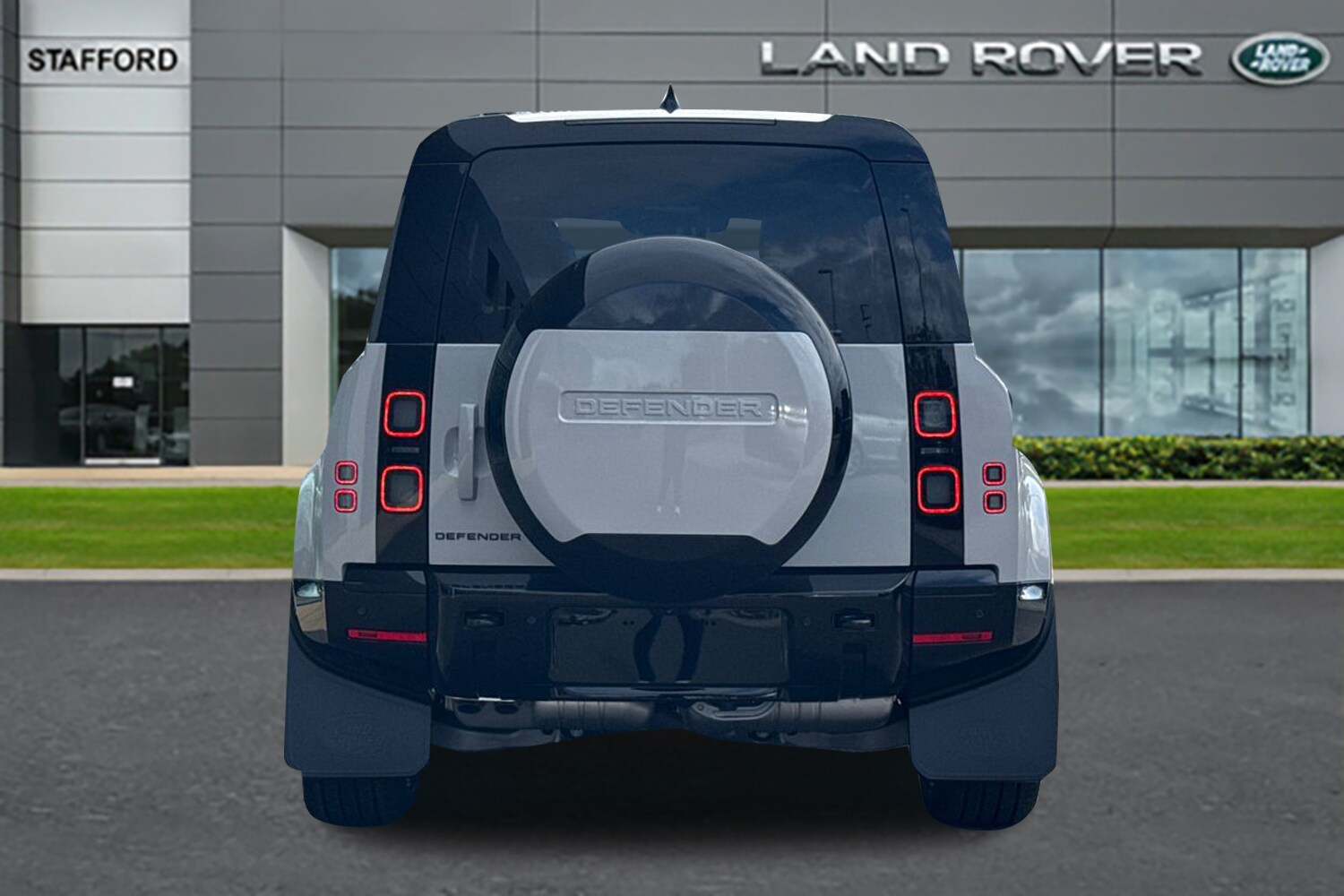 Used Land Rover Defender 110 2025 for sale - 76249205: Photo 6