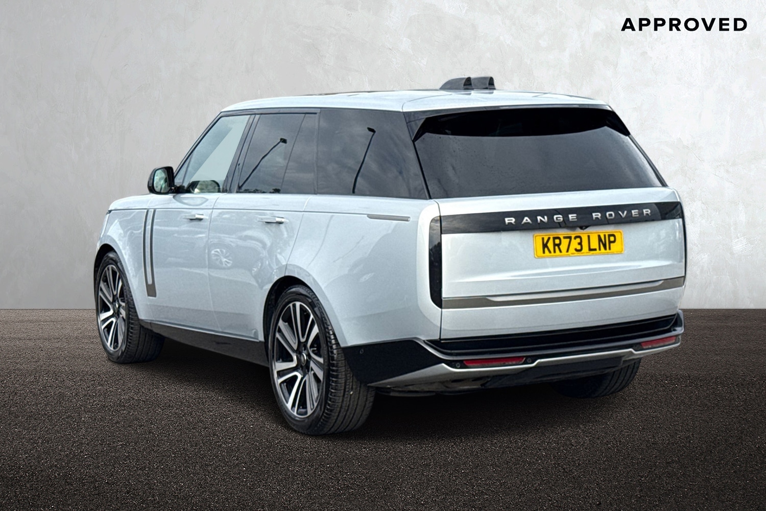 Used Land Rover Range Rover 2023 for sale - 76128511: Photo 2