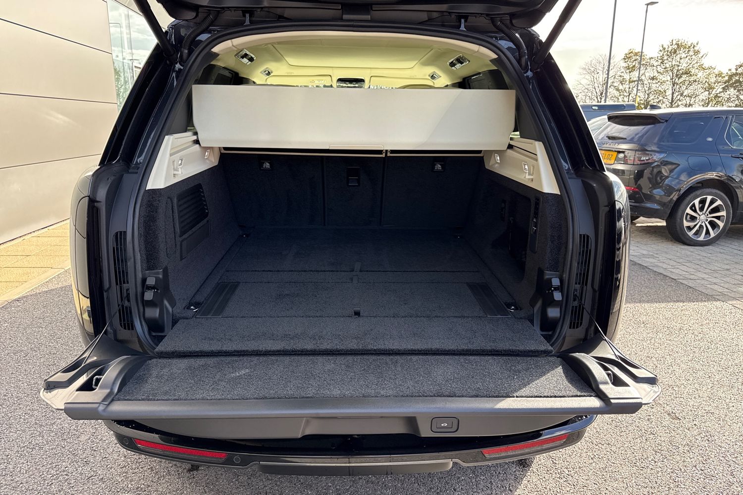 Used Land Rover Range Rover 2025 for sale - 76330821: Photo 24