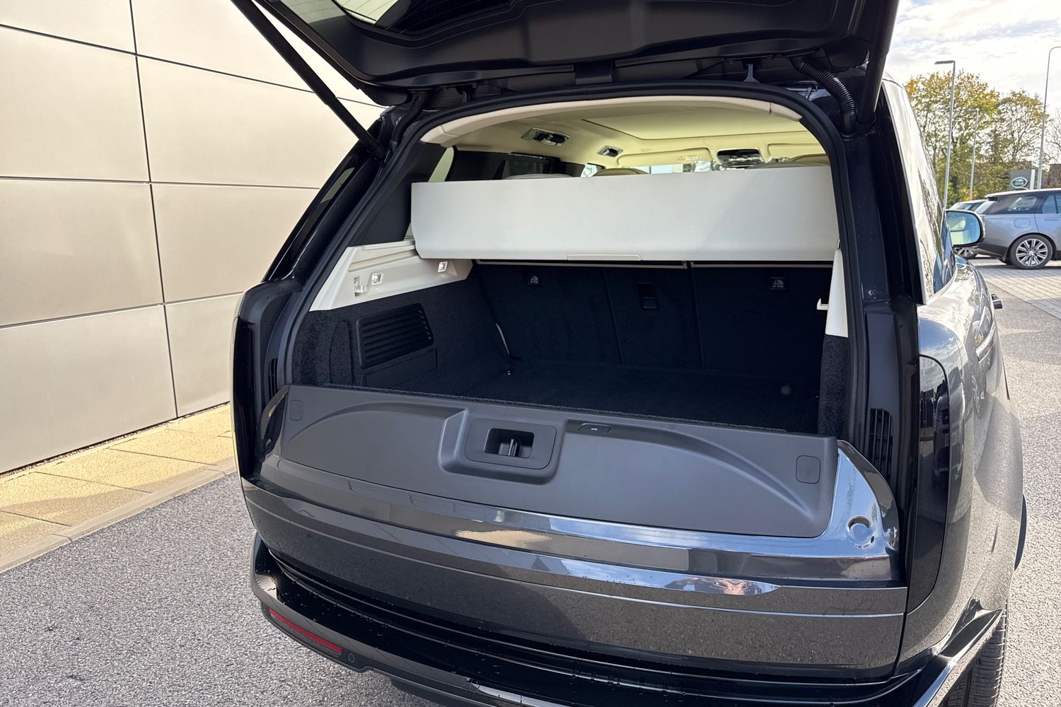 Used Land Rover Range Rover 2025 for sale - 76330821: Photo 26