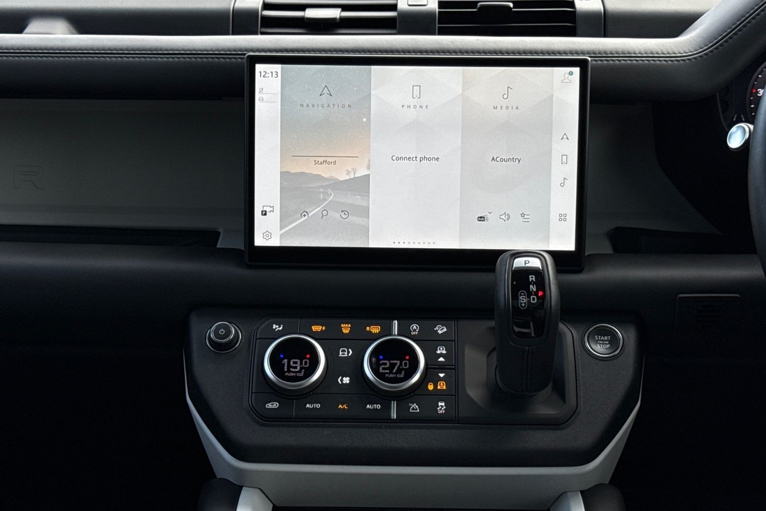 Used Land Rover Defender 2024 for sale - 76718464: Photo 15