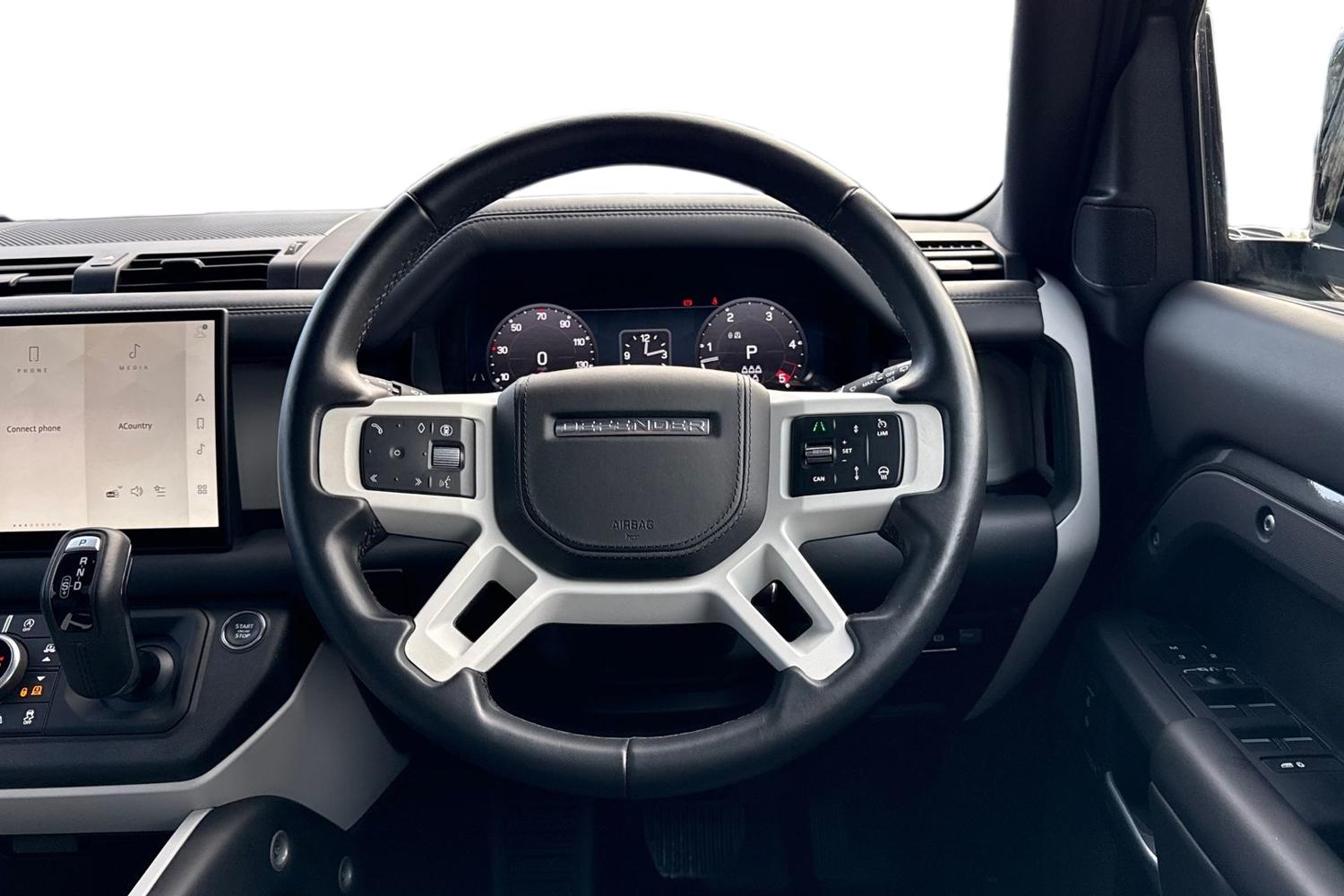 Used Land Rover Defender 2024 for sale - 76718464: Photo 16