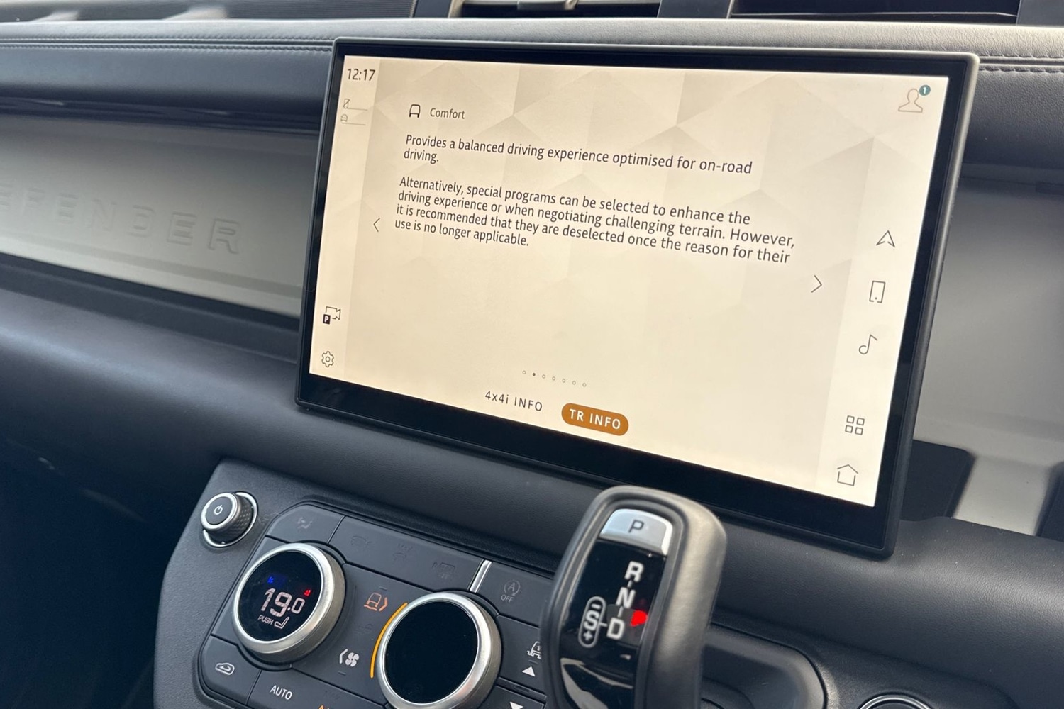 Used Land Rover Defender 2024 for sale - 76718464: Photo 39