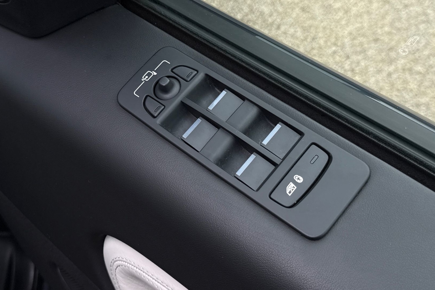 Used Land Rover Discovery Sport 2024 for sale - 77368331: Photo 26