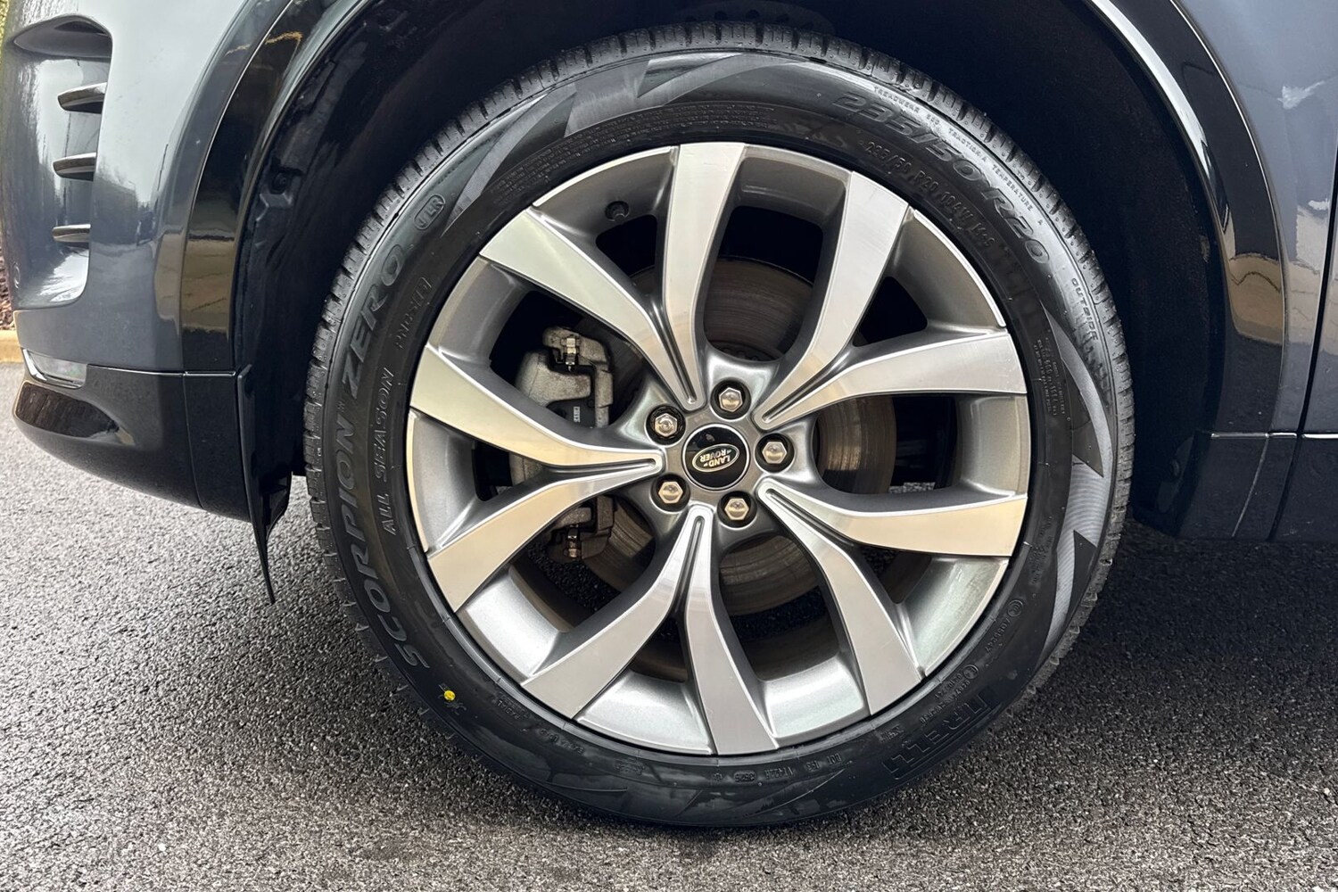 Used Land Rover Discovery Sport 2024 for sale - 77368331: Photo 41