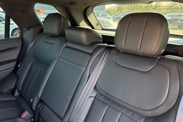 Used Land Rover Range Rover Sport 2025 for sale - 74130495: Photo 13
