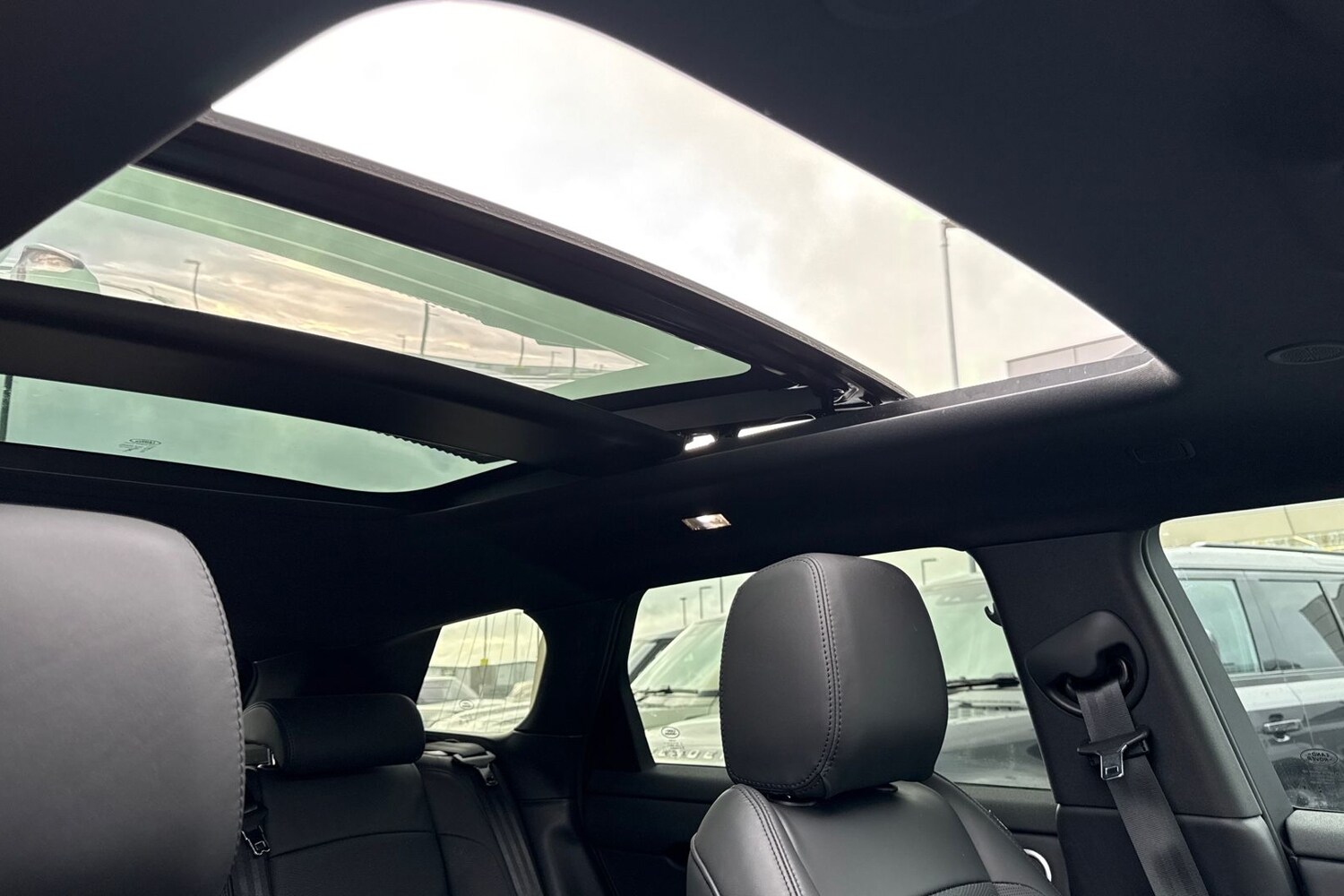 Used Land Rover Range Rover Evoque 2023 for sale - 77399658: Photo 32