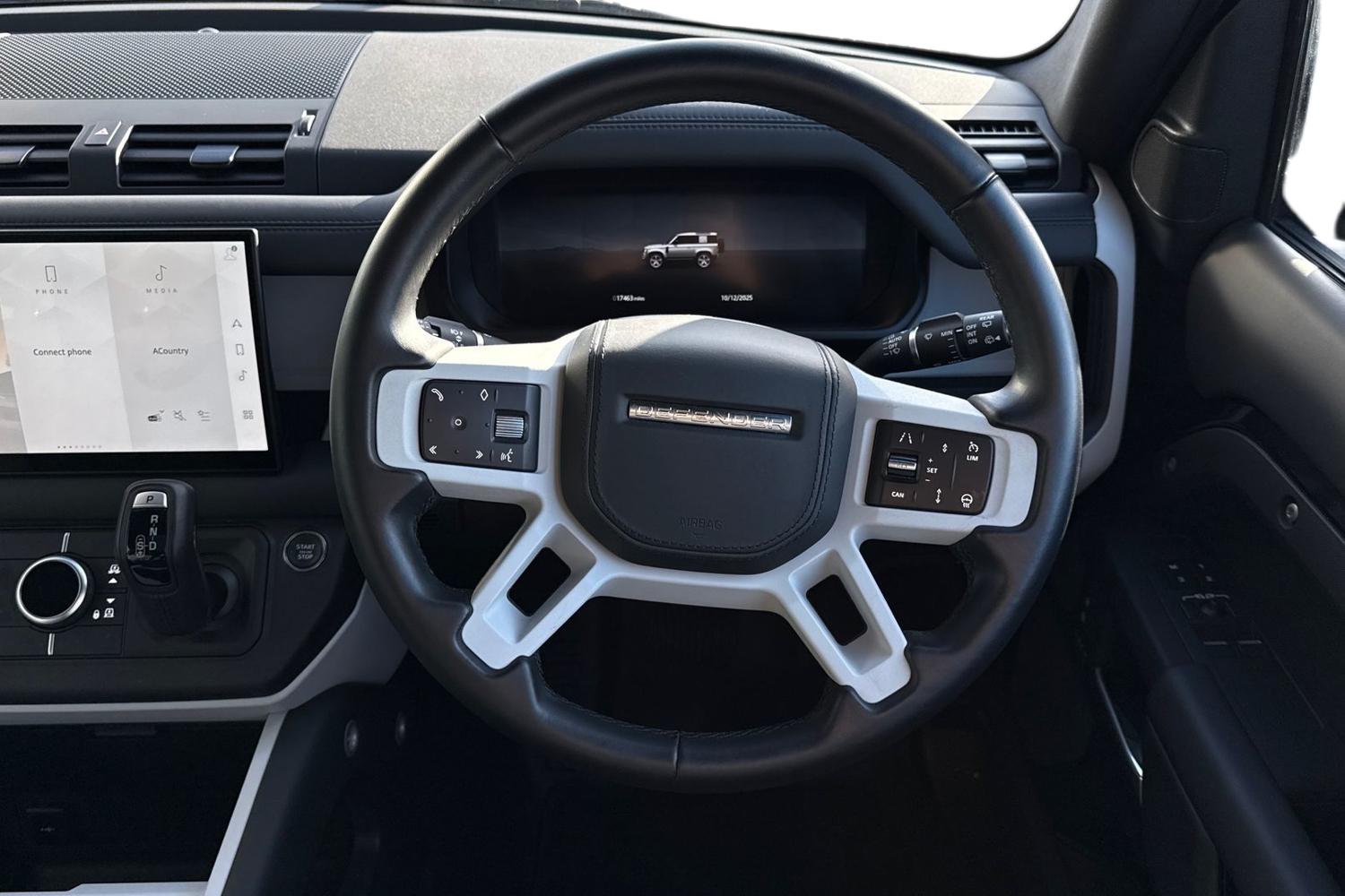 Used Land Rover Defender 2024 for sale - 76896084: Photo 16