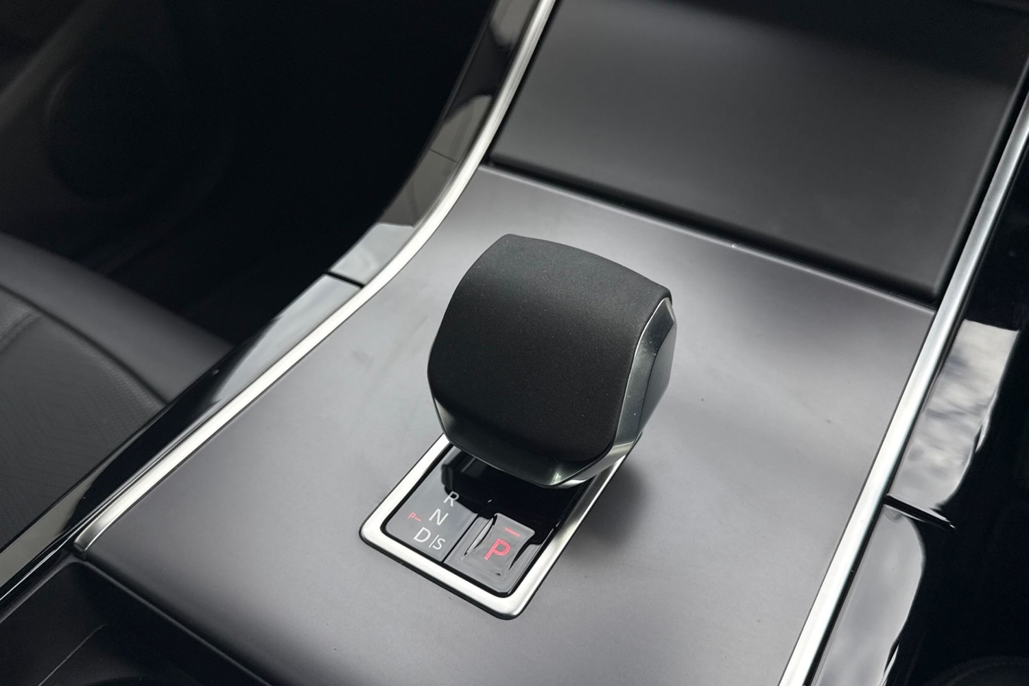 Used Land Rover Range Rover Evoque 2025 for sale - 76128495: Photo 13