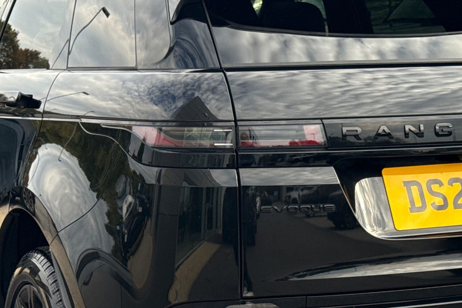 Used Land Rover Range Rover Evoque 2025 for sale - 76128495: Photo 19