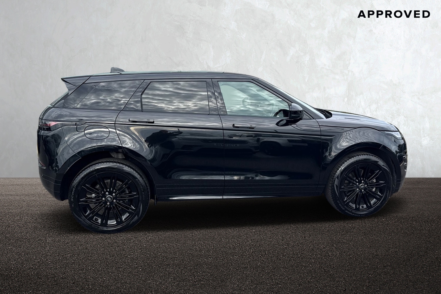 Used Land Rover Range Rover Evoque 2025 for sale - 76128495: Photo 5