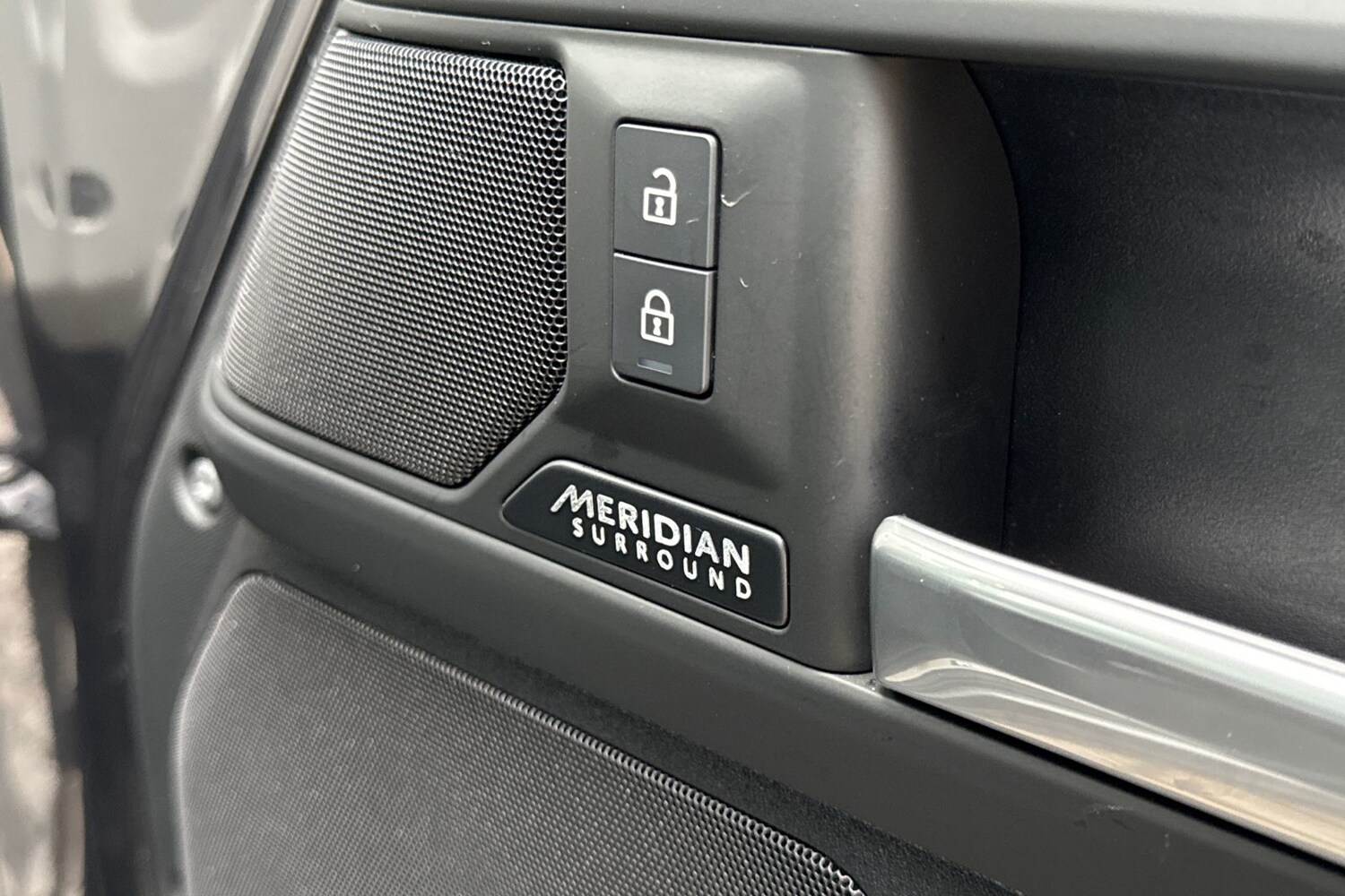 Used Land Rover Defender 110 2024 for sale - 77287084: Photo 25