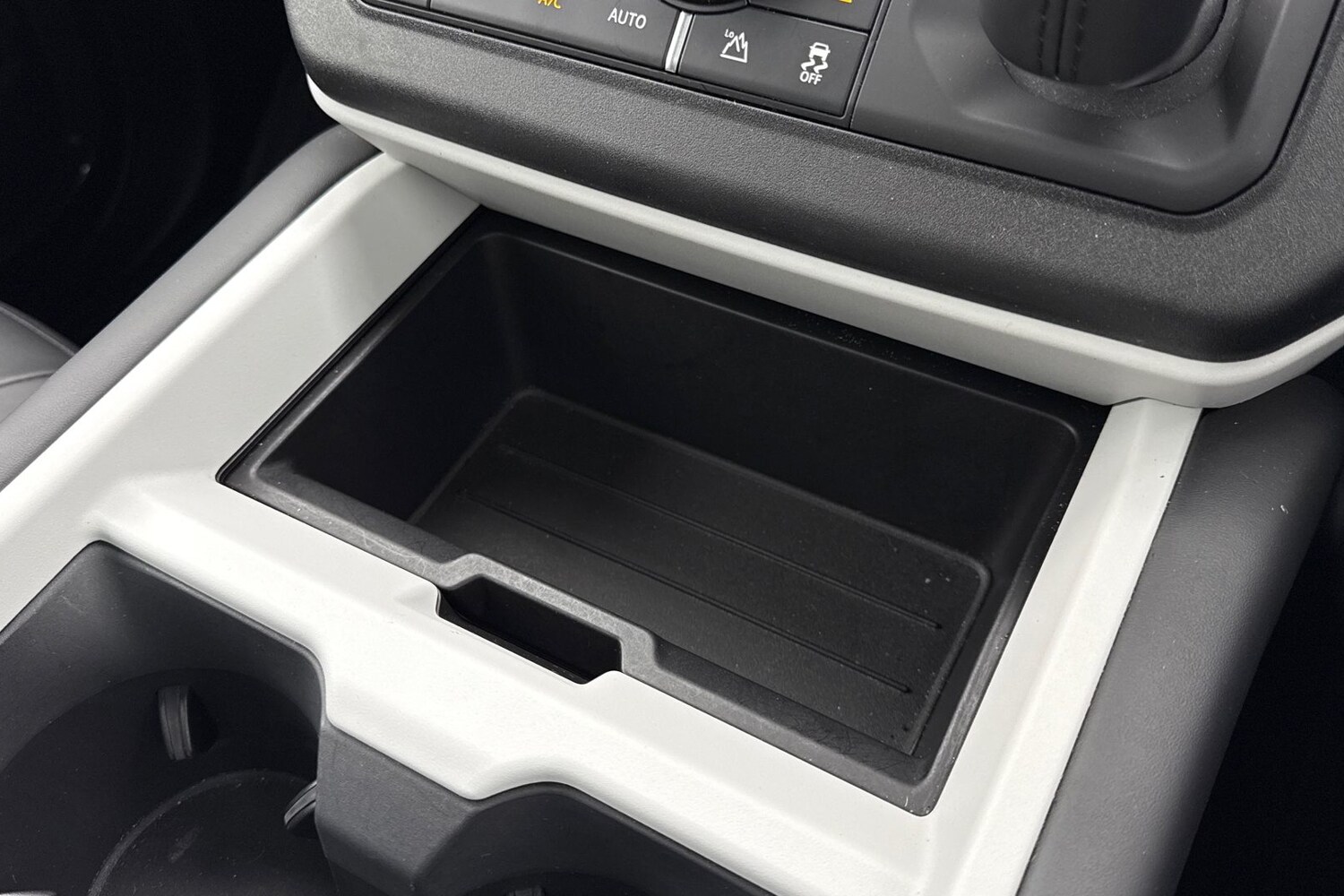 Used Land Rover Defender 110 2024 for sale - 77287084: Photo 46