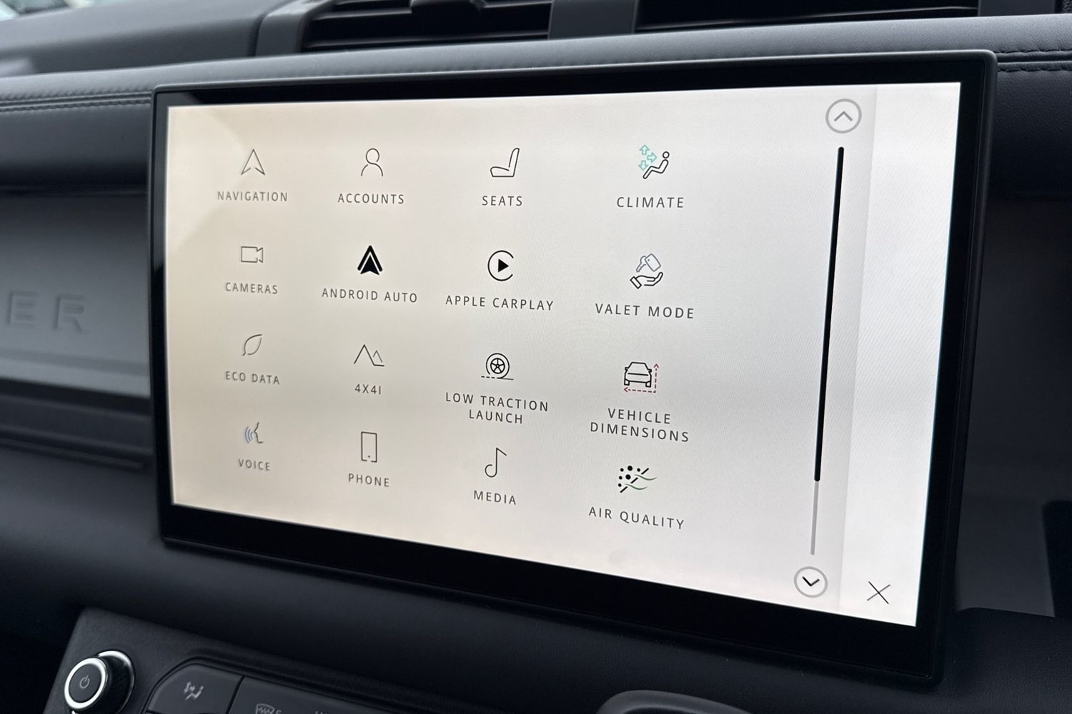 Used Land Rover Defender 110 2024 for sale - 77287084: Photo 48