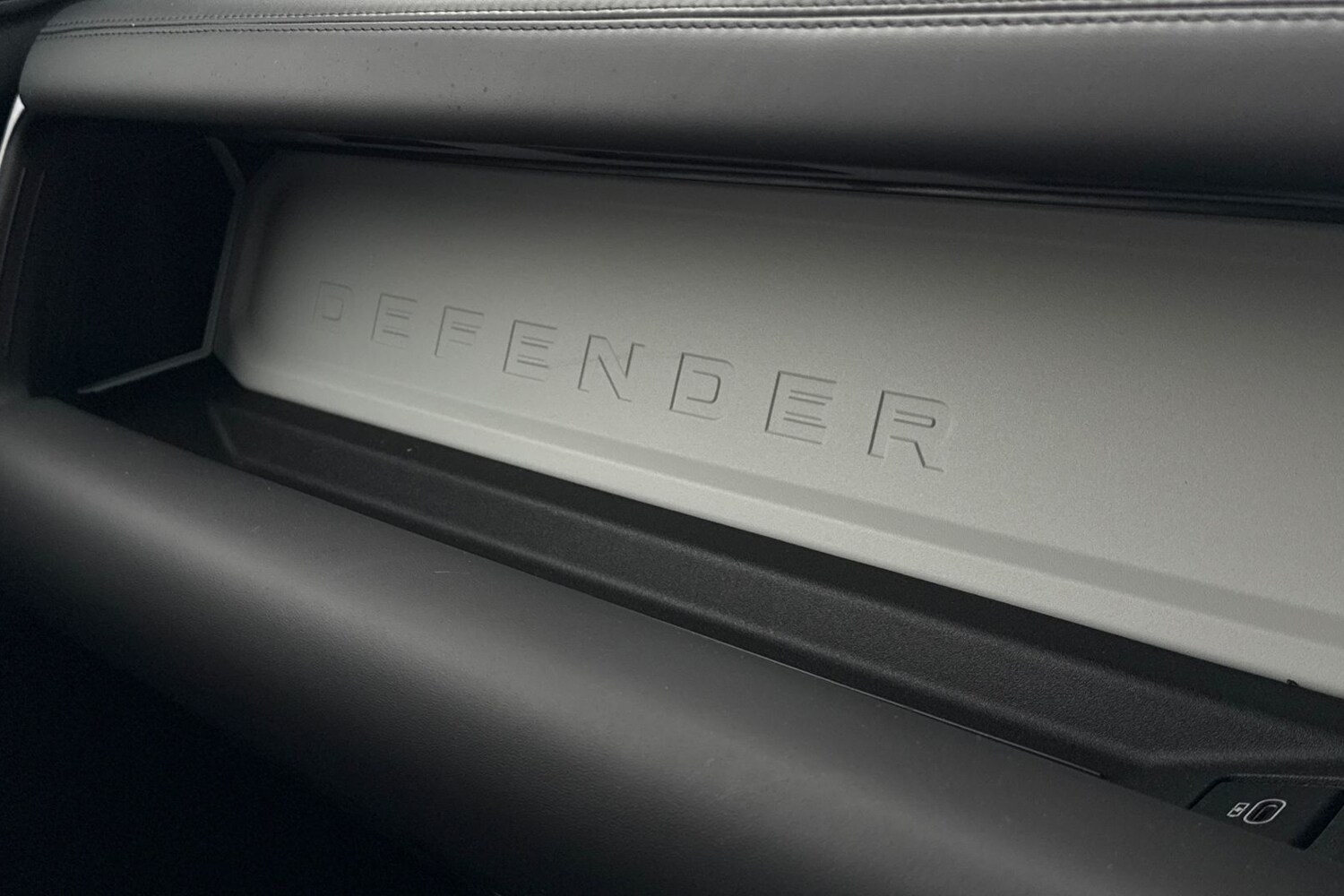 Used Land Rover Defender 110 2024 for sale - 77287084: Photo 49