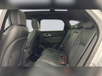 Used Land Rover Range Rover Velar 2024 for sale - 77211582: Photo