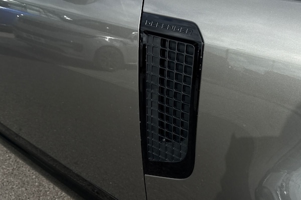Used Land Rover Defender 110 2024 for sale - 76065305: Photo 27