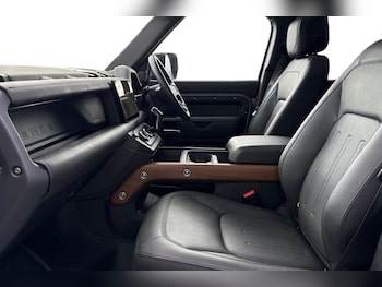 Used Land Rover Defender 110 2024 for sale - 76065305: Photo 3