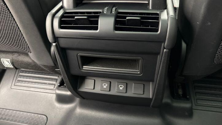 Used Land Rover Defender 2024 for sale - 77399683: Photo 17