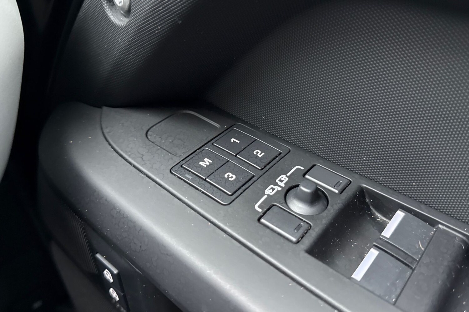 Used Land Rover Defender 110 2024 for sale - 77399683: Photo 26