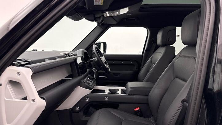 Used Land Rover Defender 2024 for sale - 77399683: Photo 3